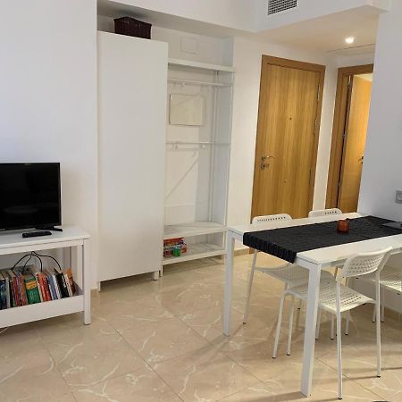 Apartamento En Primera Linea De Mar L'Ampolla Exterior foto